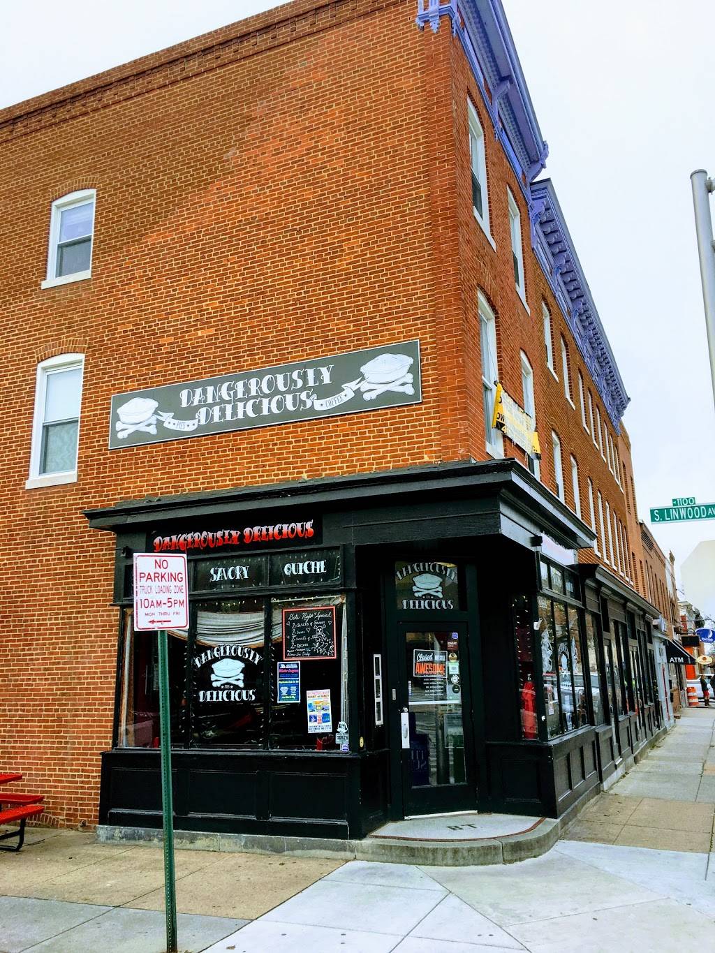 Dangerously Delicious Pies | bakery | 2839 ODonnell St, Baltimore, MD 21224, USA | 4105227437 OR +1 410-522-7437