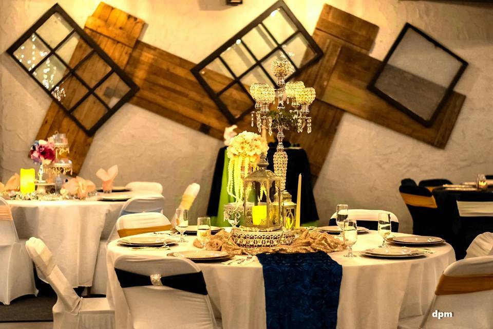 585 Rockin Burger Bar | restaurant | 250 Pixley Rd, Rochester, NY 14624, USA | 5852470079 OR +1 585-247-0079