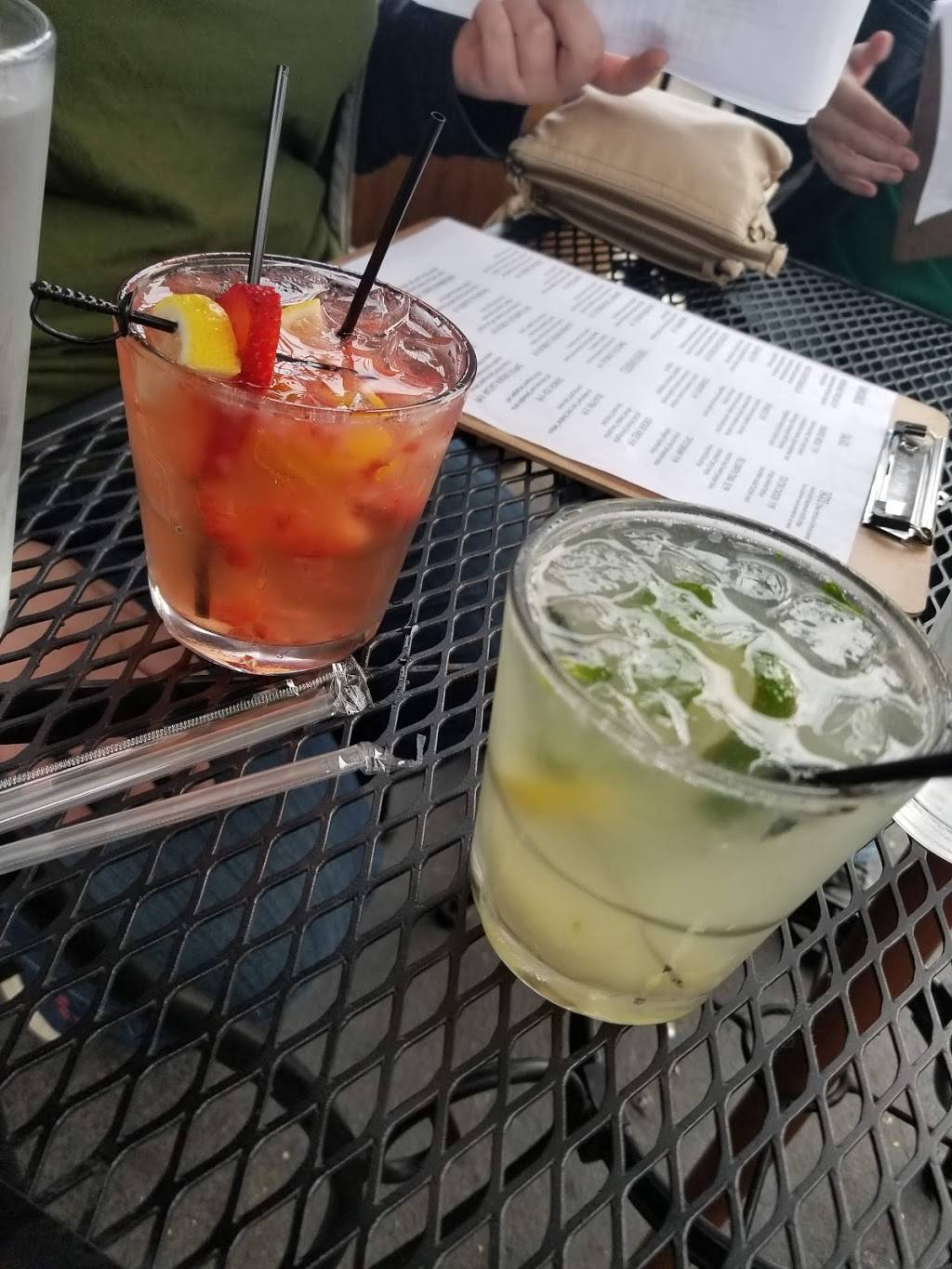 Two Travelers Tavern | restaurant | 8097 Main St, Garrettsville, OH 44231, USA | 3305278134 OR +1 330-527-8134