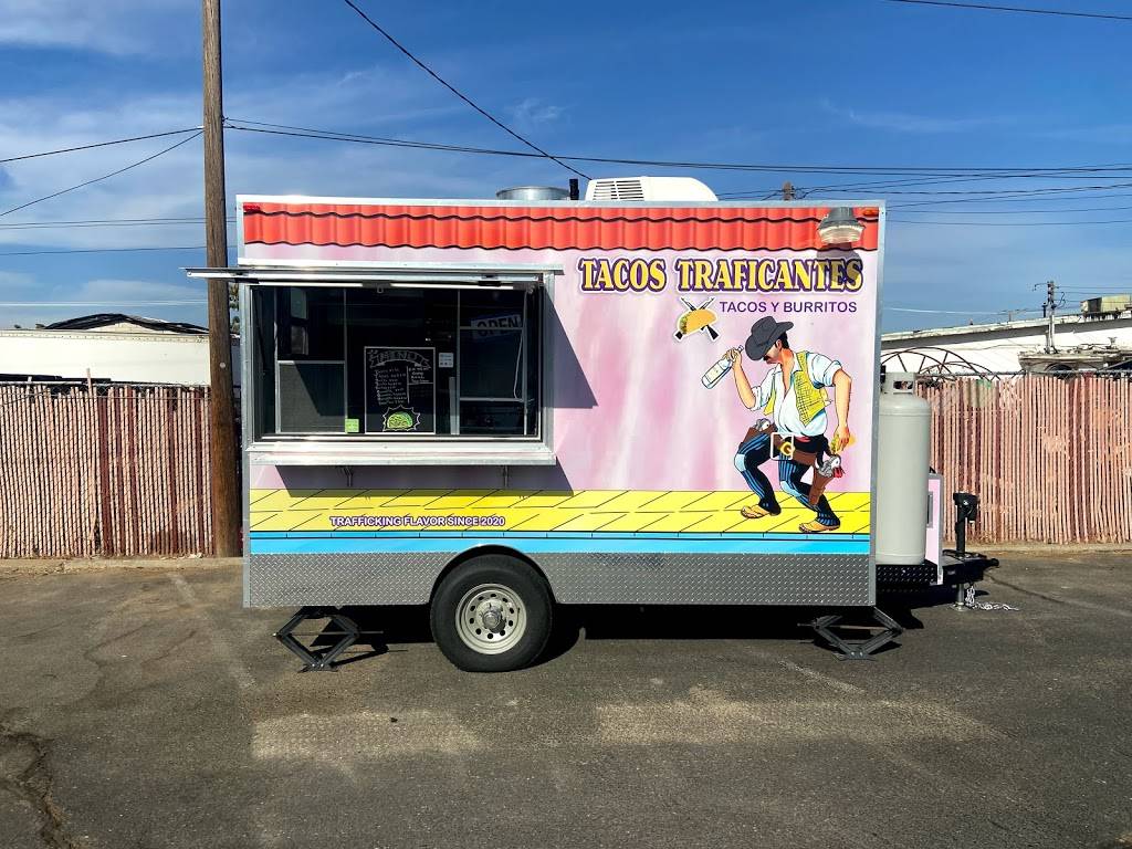 Tacos Traficantes Taco Truck | restaurant | 1081 Lander Ave, Turlock, CA 95380, USA | 2094170366 OR +1 209-417-0366
