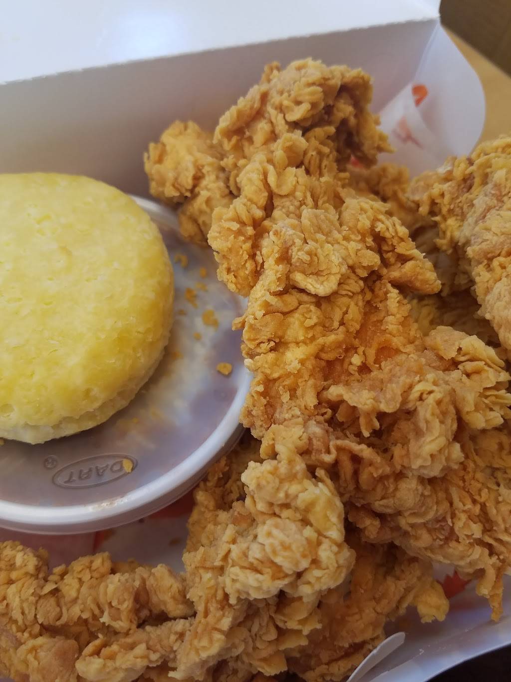 Popeyes Louisiana Kitchen | restaurant | 5101 Clayton Rd, Concord, CA 94521, USA | 9258223387 OR +1 925-822-3387