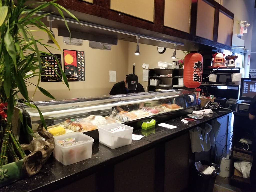 1000 Sushi Islands | restaurant | 129 Riocan Ave, Nepean, ON K2J 5G3, Canada | 6138253703 OR +1 613-825-3703