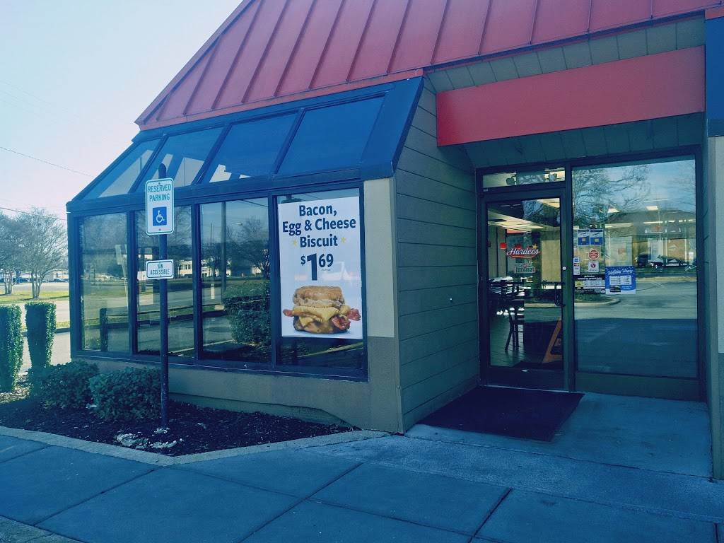 Hardees | restaurant | 1501 Westover Terrace, Greensboro, NC 27408, USA | 3362747327 OR +1 336-274-7327