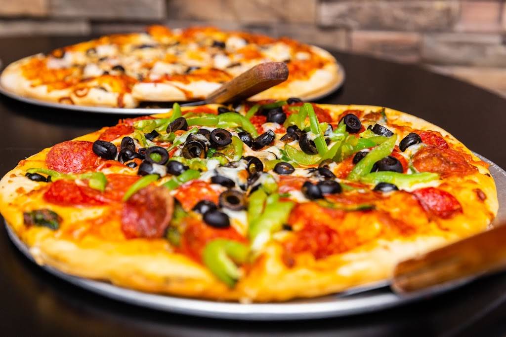 Catalina Craft Pizza | restaurant | 15930 N Oracle Rd Suite 178, Catalina, AZ 85739, USA | 5208250140 OR +1 520-825-0140
