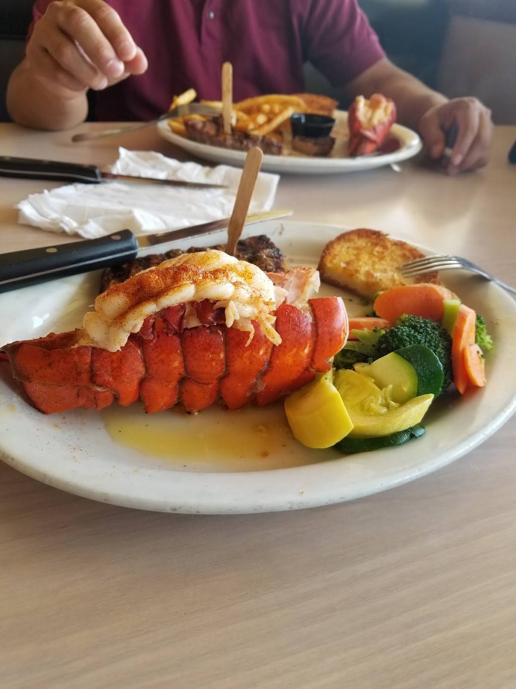 Sizzler | restaurant | 16955 Sherman Way, Van Nuys, CA 91406, USA | 8183455445 OR +1 818-345-5445