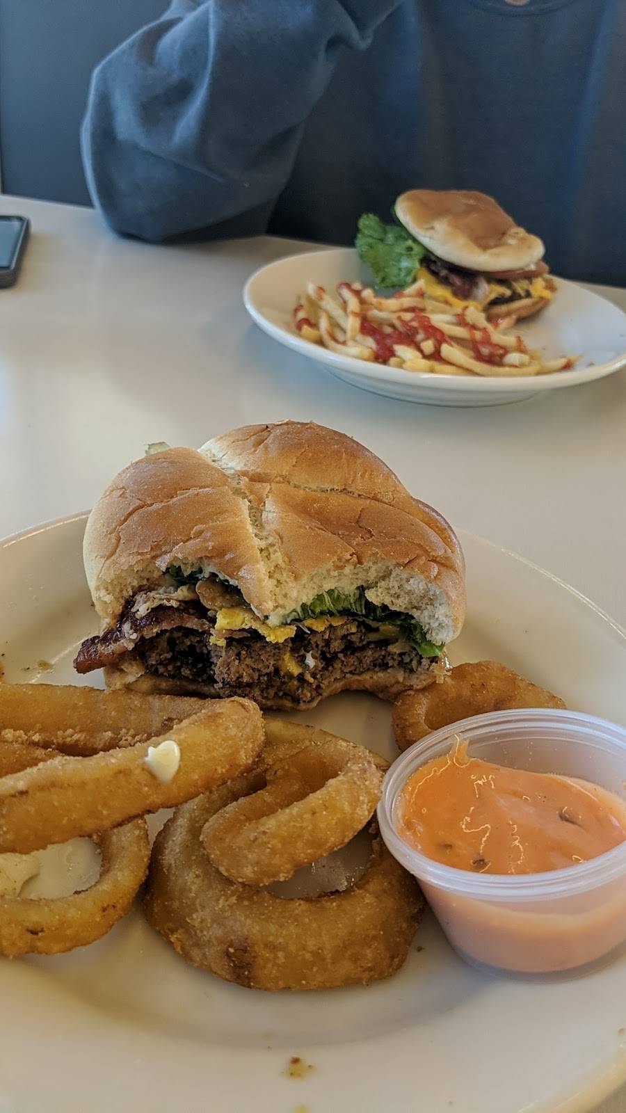 Steak n Shake | restaurant | 8100 Veterans Hwy, Millersville, MD 21108, USA | 4436853647 OR +1 443-685-3647