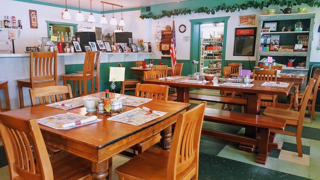 Flour Garden | restaurant | 105 S State St, Harrisville, MI 48740, USA | 9897247473 OR +1 989-724-7473