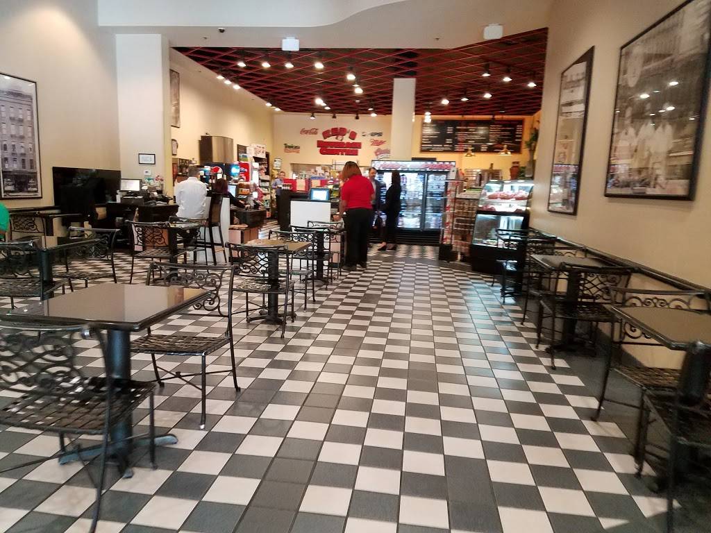 Reds Deli & Market | restaurant | 9840 International Dr, Orlando, FL 32819, USA | 4079969840 OR +1 407-996-9840