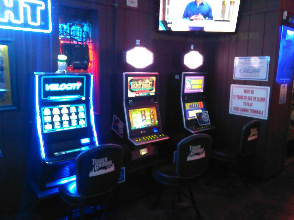 Shortstops Grill & Bar | restaurant | 5944 W 111th St, Chicago Ridge, IL 60415, USA | 7084247304 OR +1 708-424-7304