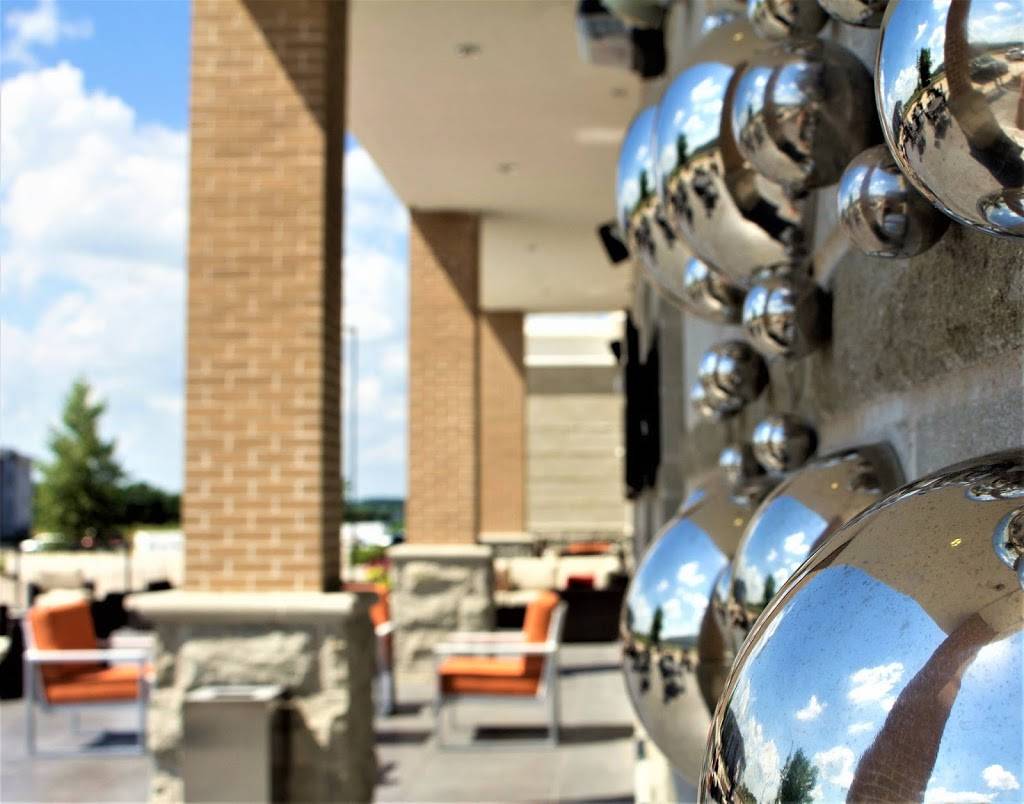 Suite Fire Bar and Grille | restaurant | 7601 N Orange Prairie Rd, Peoria, IL 61615, USA | 3096833399 OR +1 309-683-3399