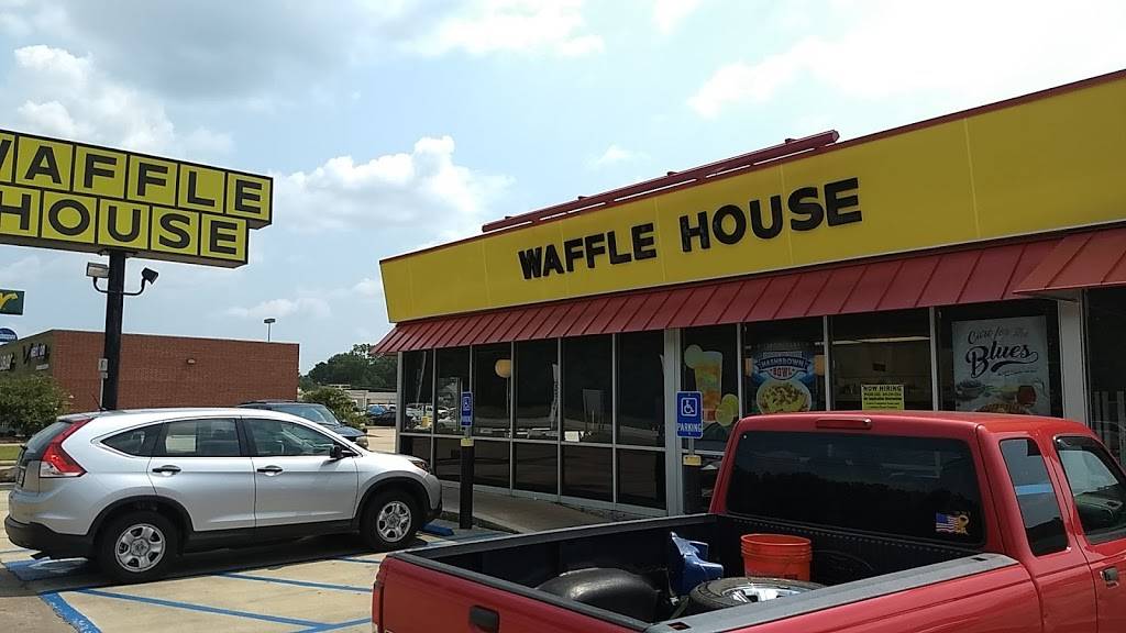 Waffle House | meal takeaway | 313 W Bert Kouns Industrial Loop, Shreveport, LA 71106, USA | 3186711117 OR +1 318-671-1117