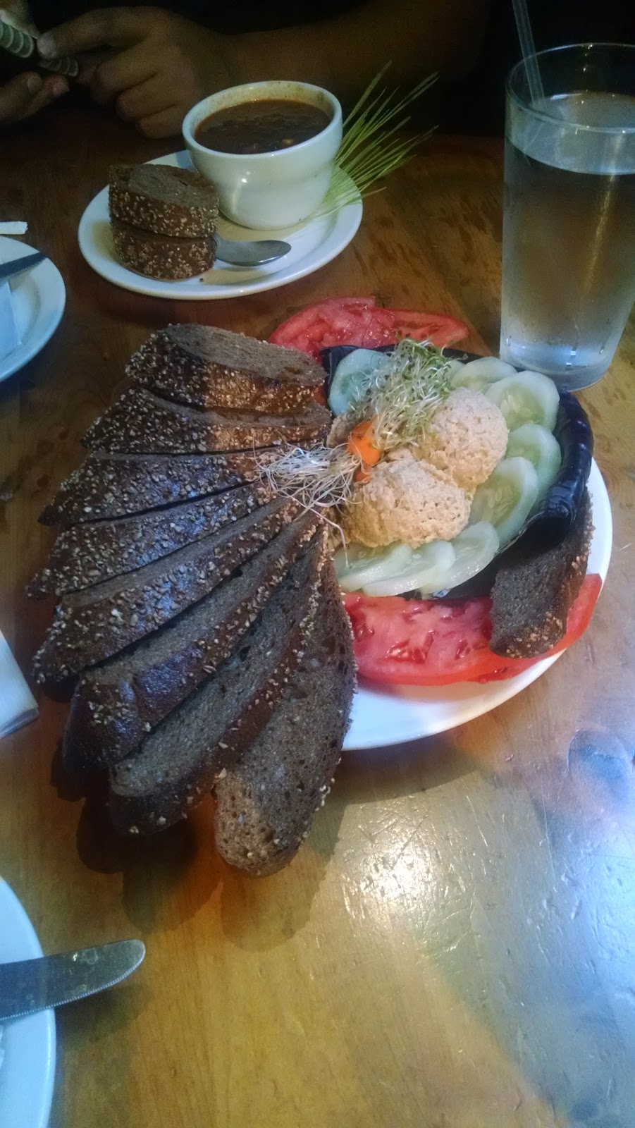 Liquid Earth | restaurant | 1626 Aliceanna St, Baltimore, MD 21231, USA | 4102766606 OR +1 410-276-6606