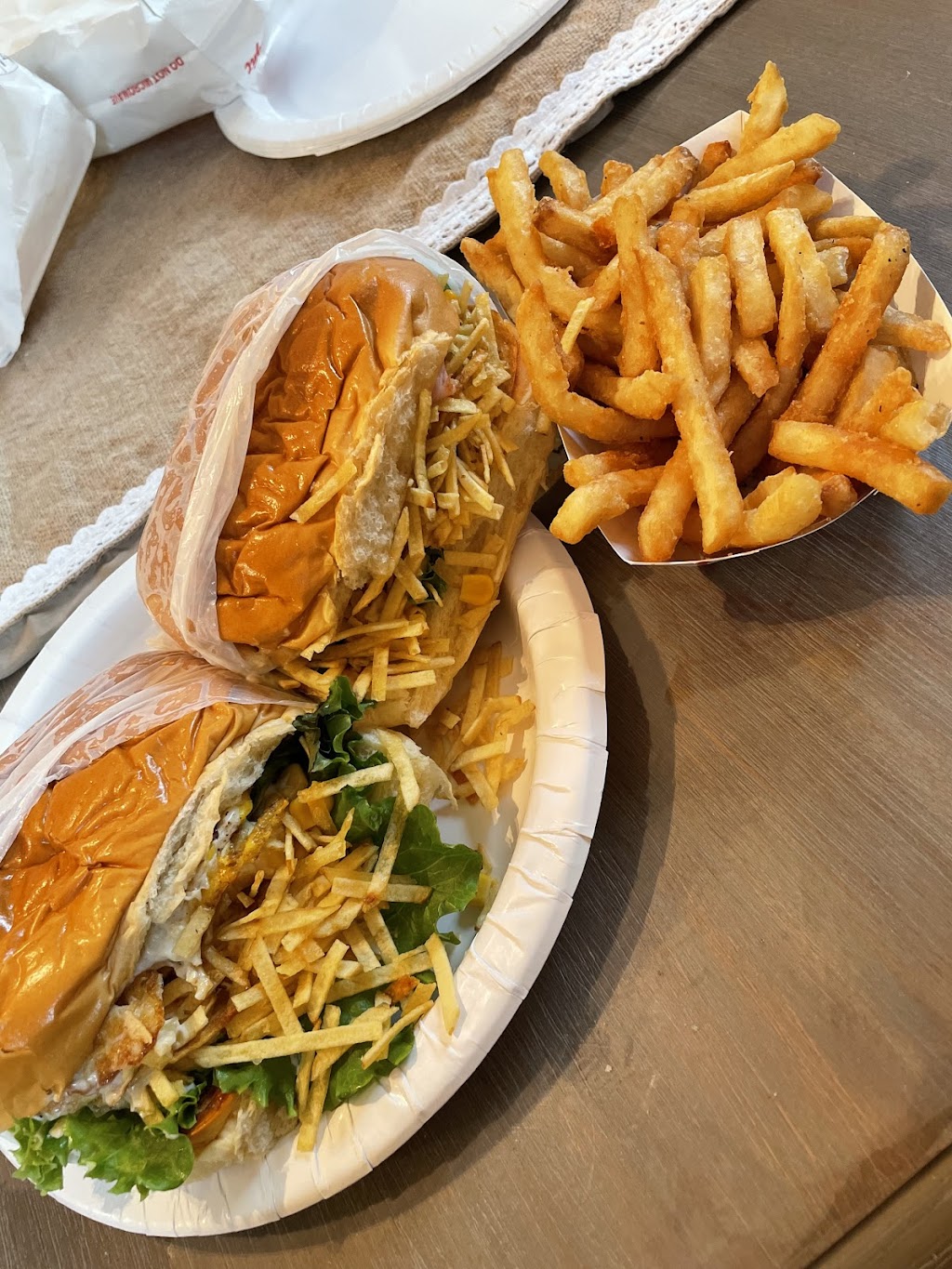 Gauchão Burgers | restaurant | 111 Apsley St, Hudson, MA 01749, USA | 8573224848 OR +1 857-322-4848