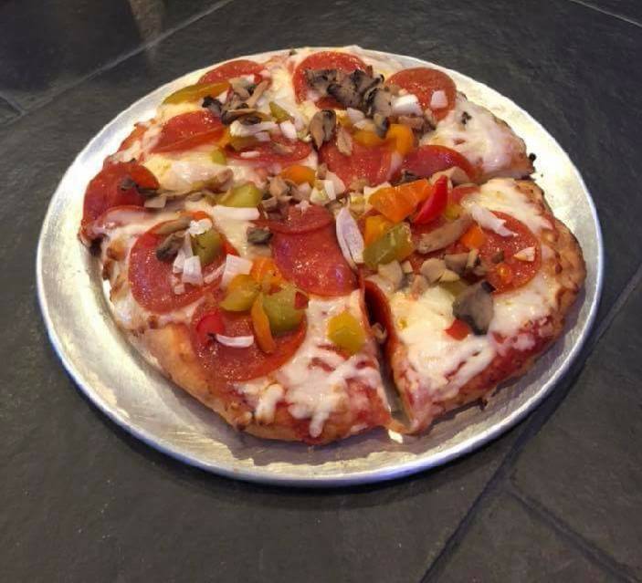 BullsEye Bar Lounge Grill | restaurant | 621 Center St, Chicopee, MA 01013, USA | 4133313374 OR +1 413-331-3374