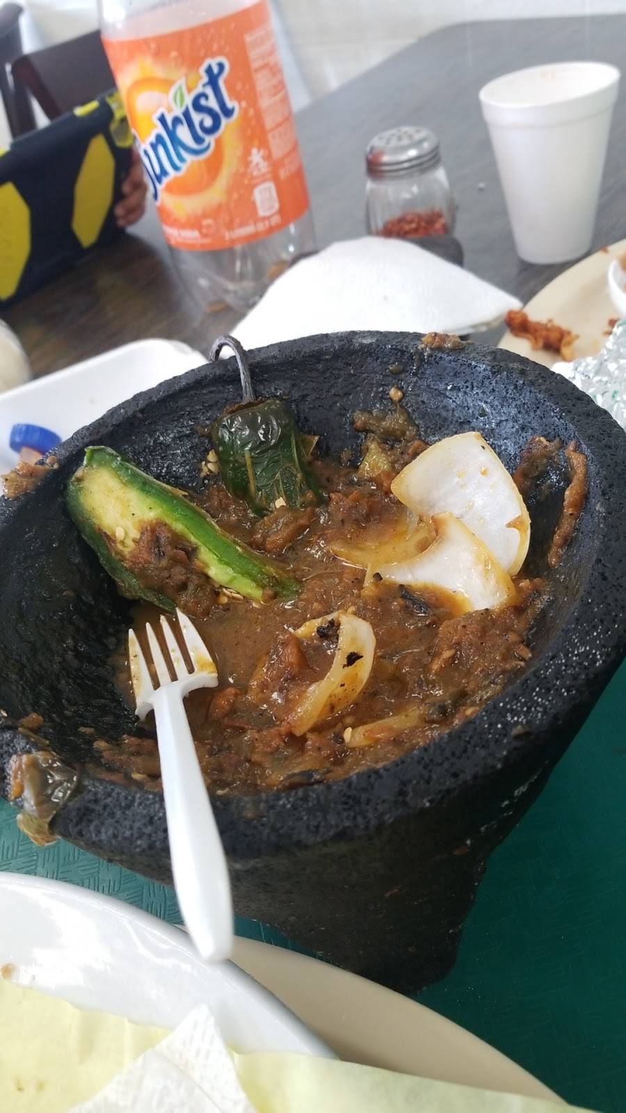 Andys | restaurant | 6700 S Central Ave, Los Angeles, CA 90001, USA | 3235372240 OR +1 323-537-2240