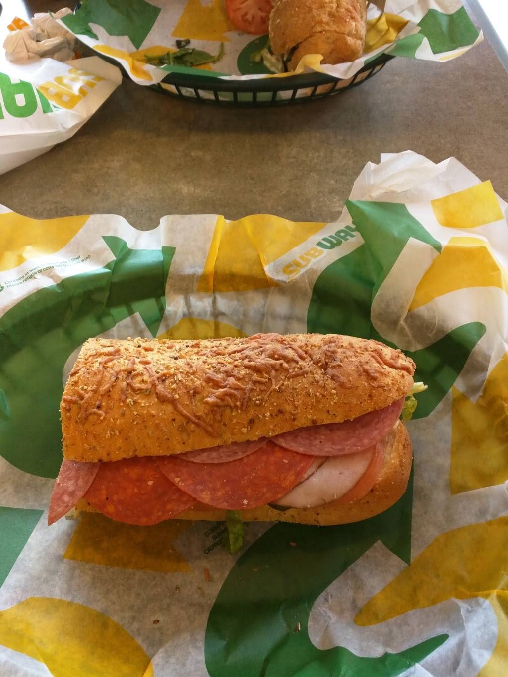 Subway | restaurant | 11711 N Pennsylvania St Suite 115, Carmel, IN 46032, USA | 3175757827 OR +1 317-575-7827