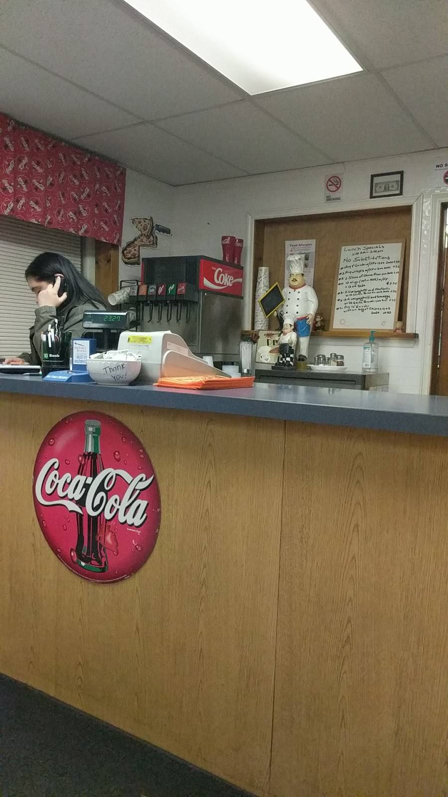 Auroras Pizzeria | restaurant | 1720 Westover Rd, Chicopee, MA 01020, USA | 4135933222 OR +1 413-593-3222