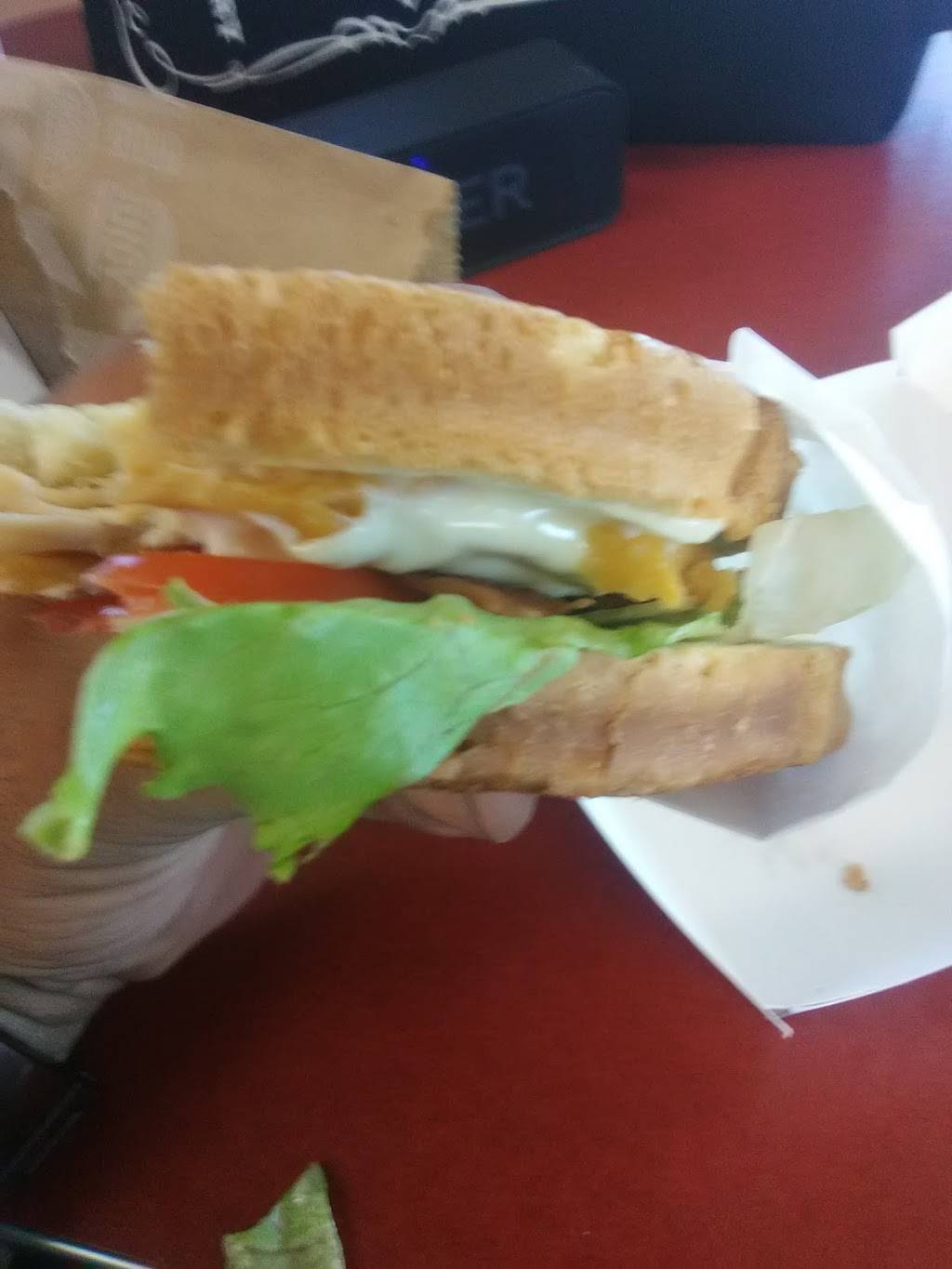 Jack in the Box | restaurant | 1935 W 11th St, Tracy, CA 95376, USA | 2098362087 OR +1 209-836-2087