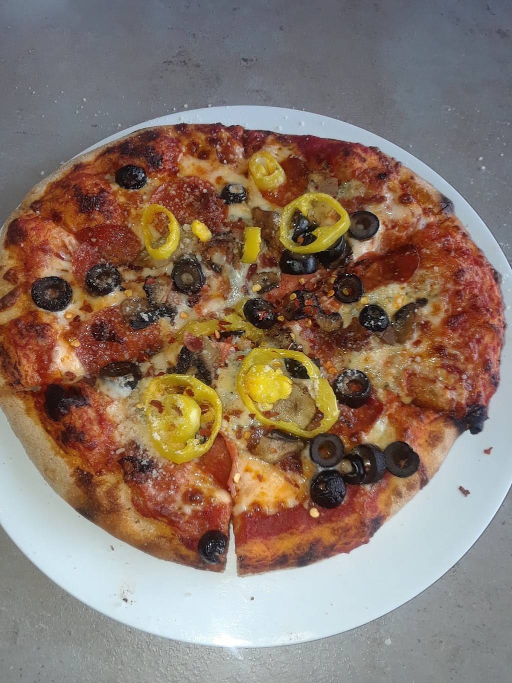 1000 Degrees Pizza Salad Wings of Heathrow | restaurant | 1109 International Pkwy Suite 1601, Lake Mary, FL 32746, USA | 4073330722 OR +1 407-333-0722