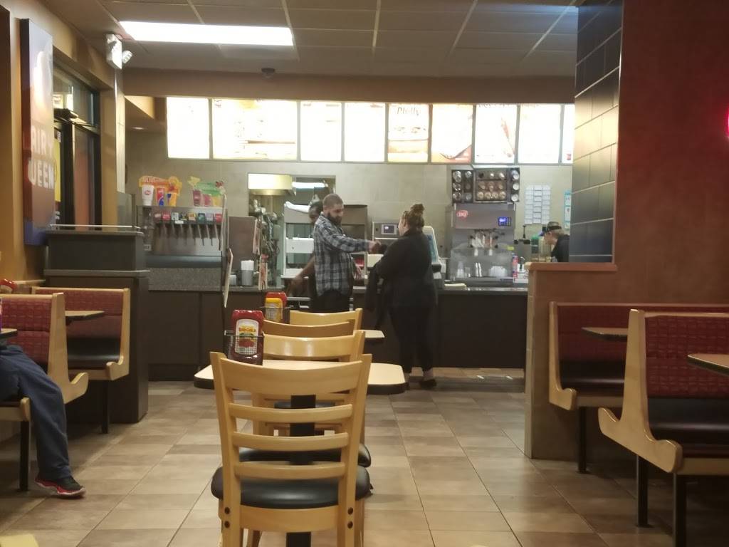 Dairy Queen Grill & Chill | restaurant | 1735 Memorial Blvd, Murfreesboro, TN 37129, USA | 6158934637 OR +1 615-893-4637