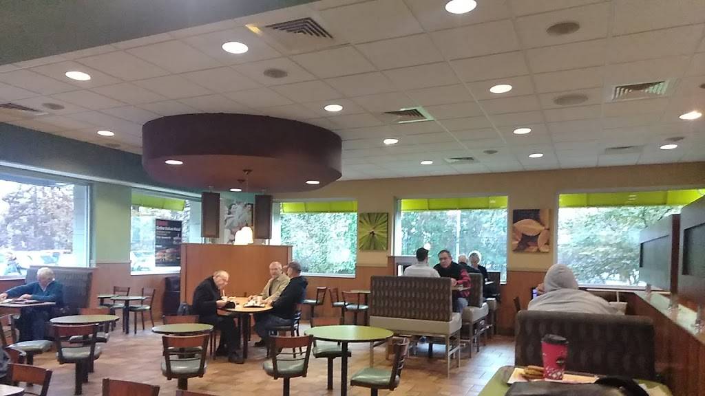 McDonalds | cafe | 889 Marshall St, Allegan, MI 49010, USA | 2695127277 OR +1 269-512-7277