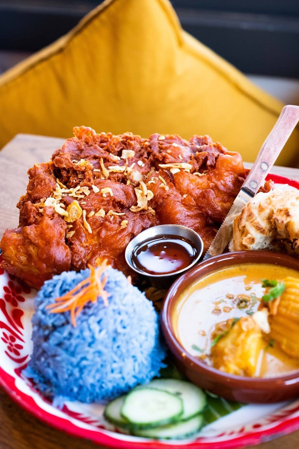 Farmhouse Kitchen Thai Cuisine | restaurant | 3354 SE Hawthorne Blvd, Portland, OR 97214, USA | 5034328115 OR +1 503-432-8115