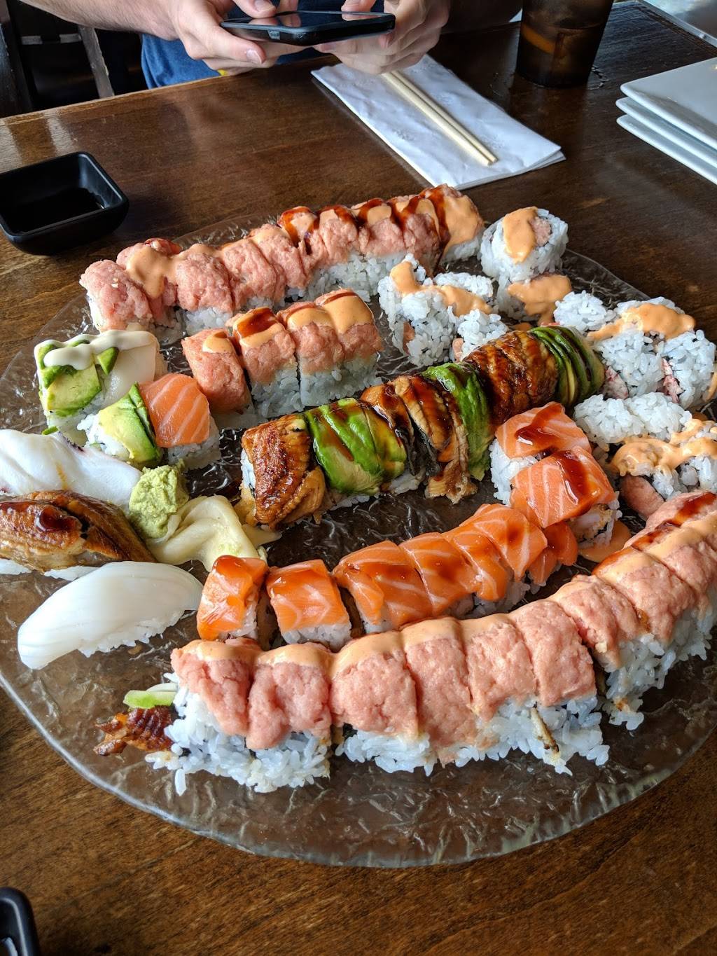 Sushi Cruise | restaurant | 725 River Rd #51, Edgewater, NJ 07020, USA | 2013133611 OR +1 201-313-3611