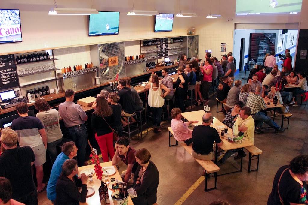 Tafts Brewpourium | restaurant | 4831 Spring Grove Ave #1, Cincinnati, OH 45232, USA | 5138535021 OR +1 513-853-5021