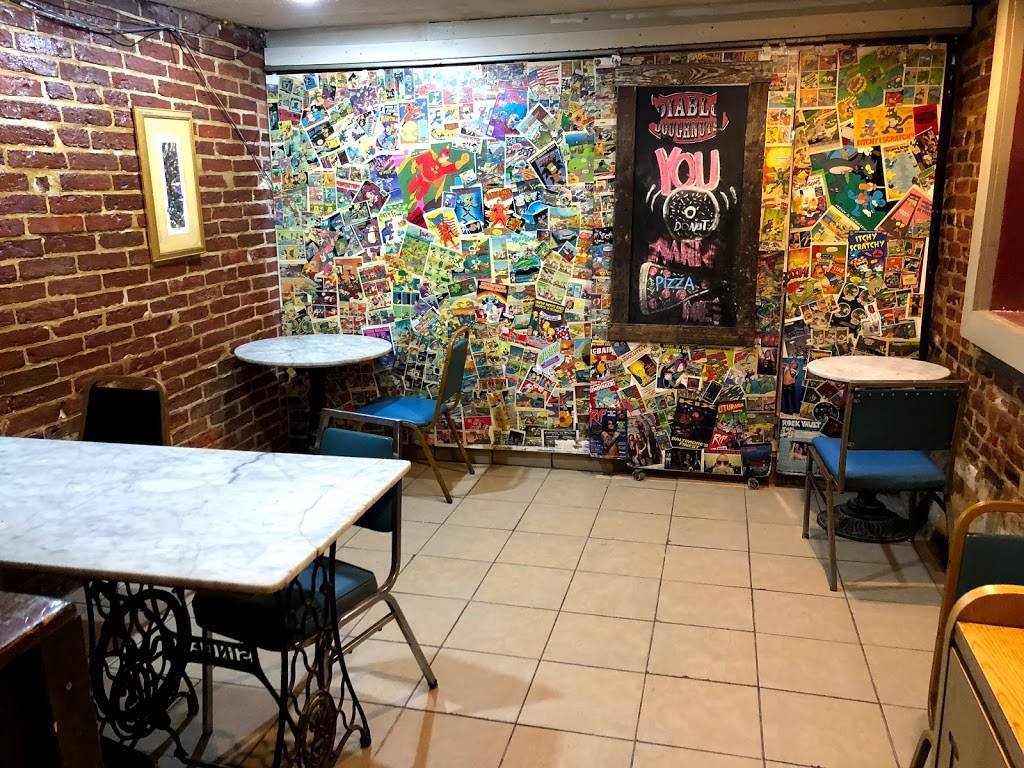 Hot Tomatoes | restaurant | 717 S Broadway, Baltimore, MD 21231, USA | 4105634453 OR +1 410-563-4453