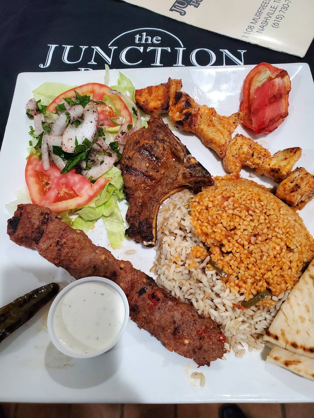 The Junction Pub & Grill | restaurant | 1108 Murfreesboro Pike, Nashville, TN 37217, USA | 6157307542 OR +1 615-730-7542
