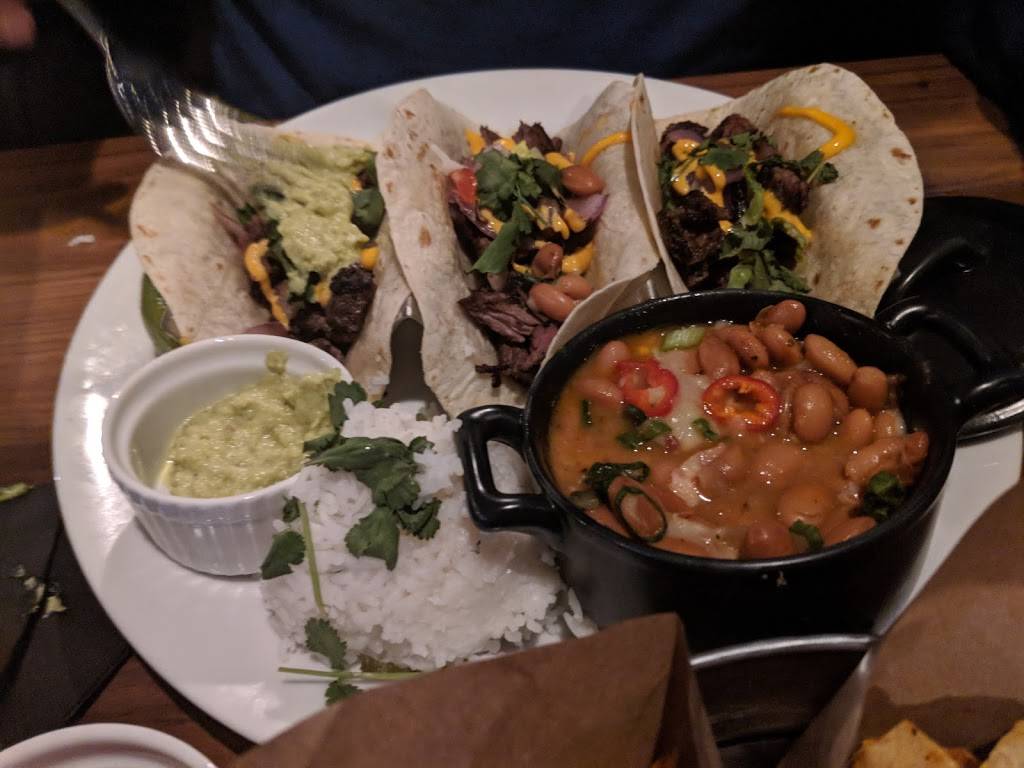 GuacAmigos | restaurant | 2607 Pacific Coast Hwy, Newport Beach, CA 92663, USA | 9496501818 OR +1 949-650-1818