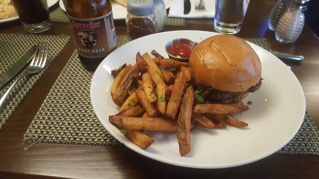 Ricciutis Kitchen | restaurant | 3308 Olney Sandy Spring Rd, Olney, MD 20832, USA | 3015703388 OR +1 301-570-3388