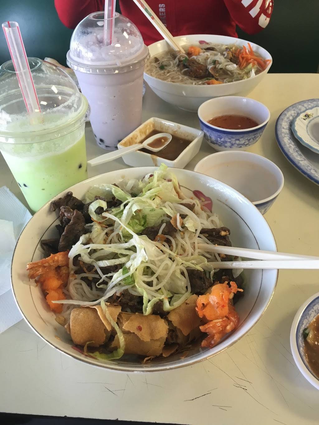 Pho Nguyenn Restaurant | restaurant | 611 N 27th St #5, Lincoln, NE 68503, USA | 4024772058 OR +1 402-477-2058
