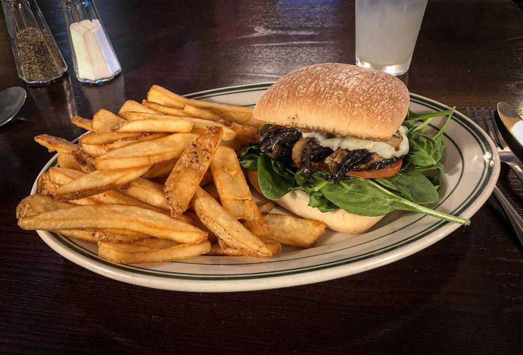 The Leaning Side Restaurant and Bar | restaurant | 7 N Lafayette Ave, Marshall, MO 65340, USA | 6602024326 OR +1 660-202-4326