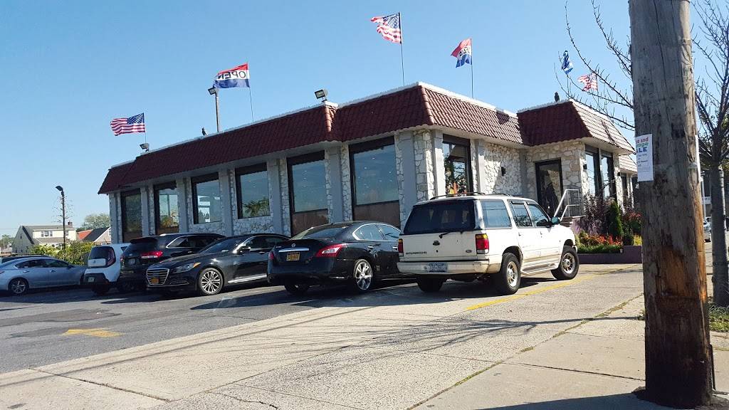 Cross Bay Diner | restaurant | 160-31 Cross Bay Blvd, Howard Beach, NY 11414, USA | 7188489401 OR +1 718-848-9401