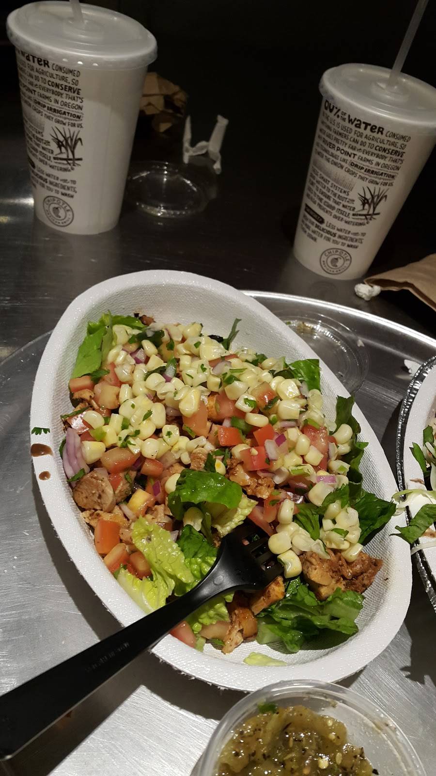 Chipotle Mexican Grill | restaurant | 246 S Lake Ave, Pasadena, CA 91101, USA | 6262299173 OR +1 626-229-9173