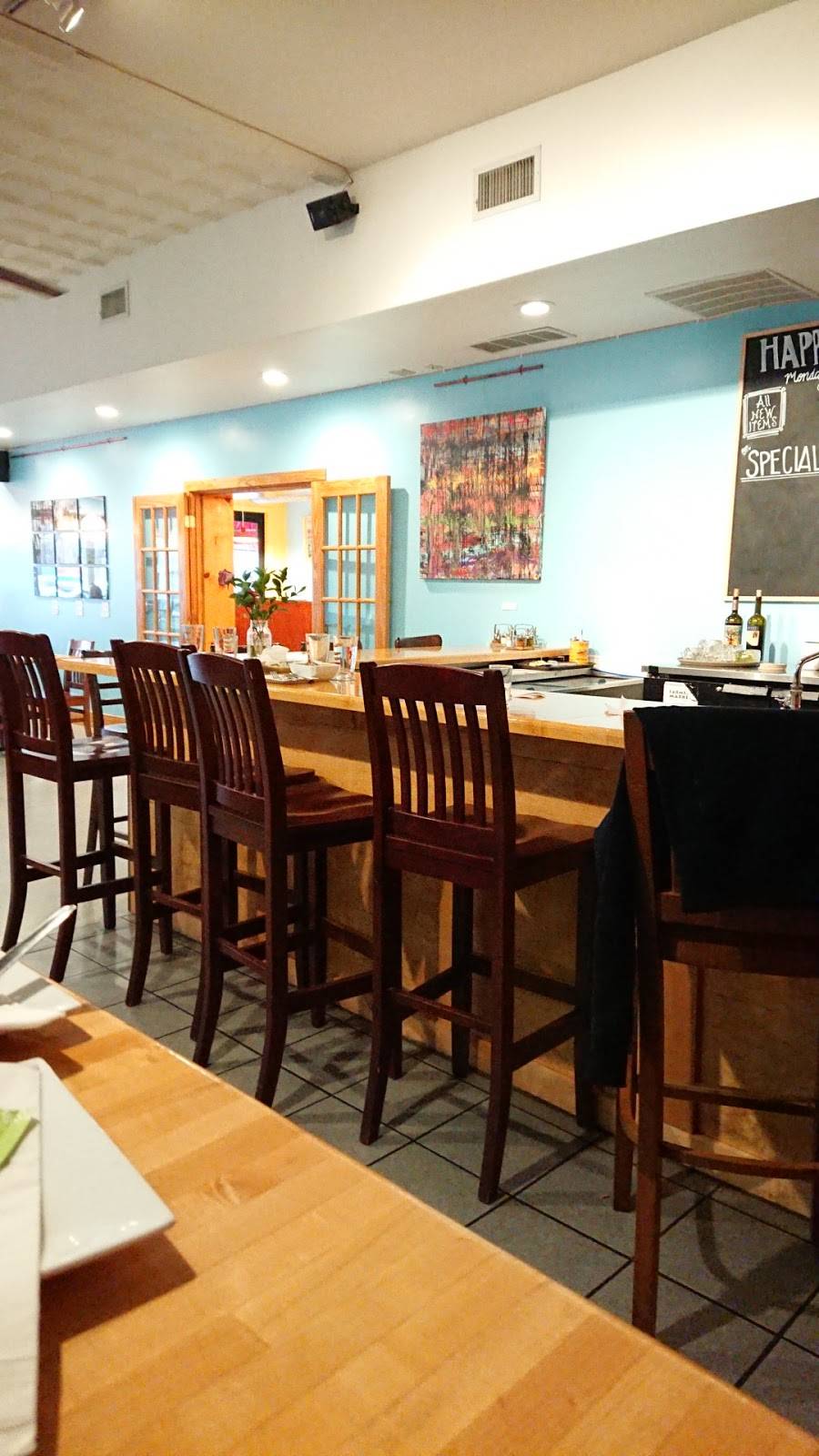 Sen Yai Sen Lek Thai | restaurant | 2422 Central Ave NE, Minneapolis, MN 55418, USA | 6127813046 OR +1 612-781-3046