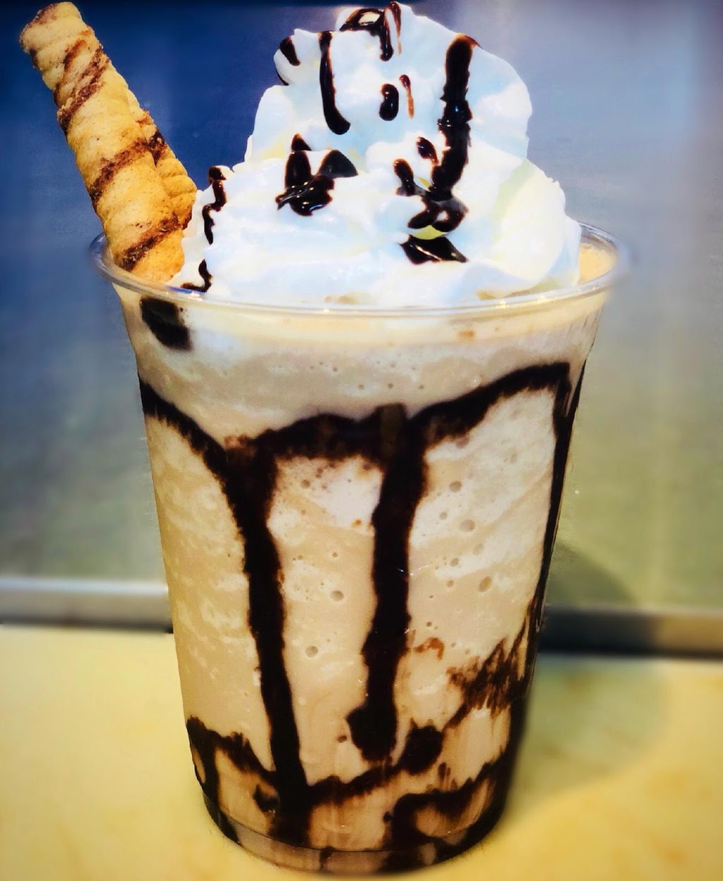 Mr Mango Snack bar | meal takeaway | 1901 W 8th St, Yuma, AZ 85364, USA | 9287829000 OR +1 928-782-9000