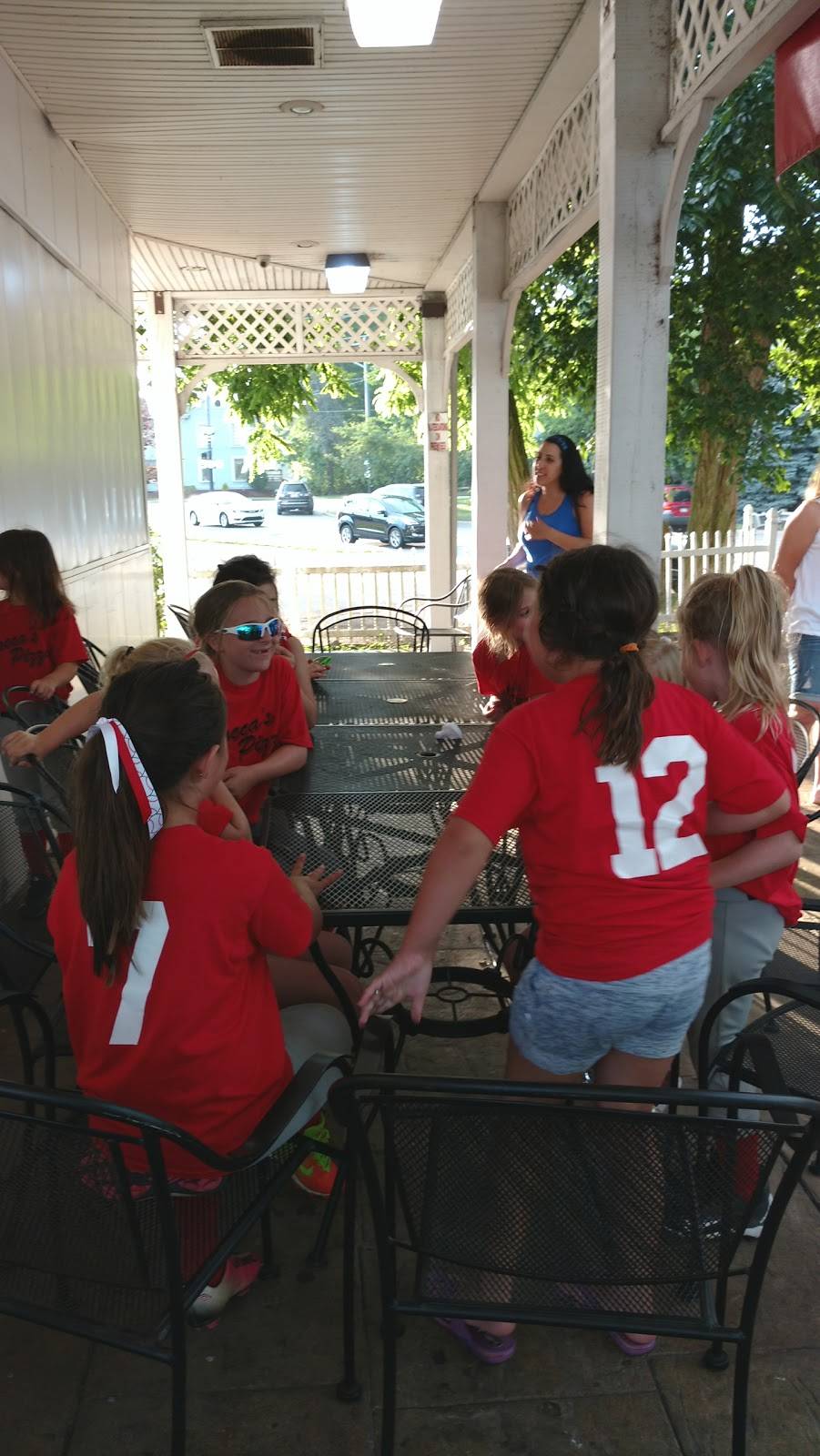 Coccas Pizza | restaurant | 18 E McKinley Way, Youngstown, OH 44514, USA | 3307577555 OR +1 330-757-7555