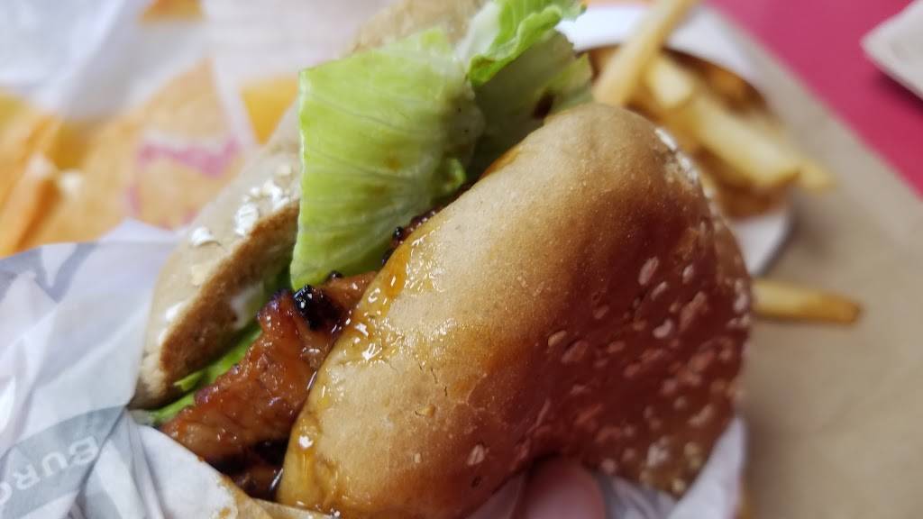 Carls Jr. | restaurant | 800 N State College Blvd, Fullerton, CA 92831, USA | 6572783880 OR +1 657-278-3880