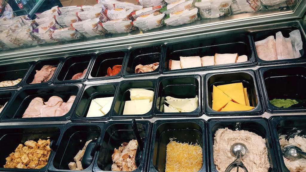 Subway Restaurants | restaurant | 5644 FM 1960 West, Suite B, Champion Forest Center, Houston, TX 77069, USA | 2815801101 OR +1 281-580-1101