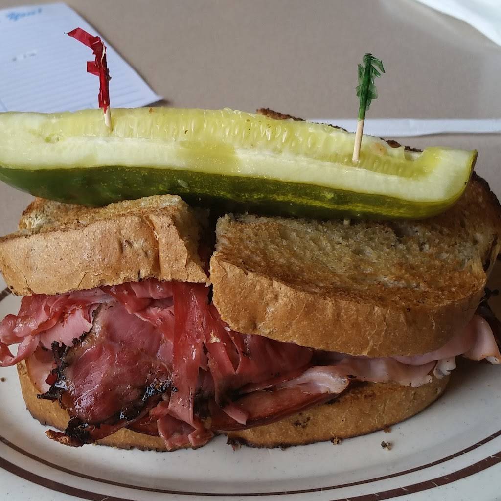 New Yorker Deli | restaurant | 2802 Williamson Rd, Roanoke, VA 24012, USA | 5403660935 OR +1 540-366-0935