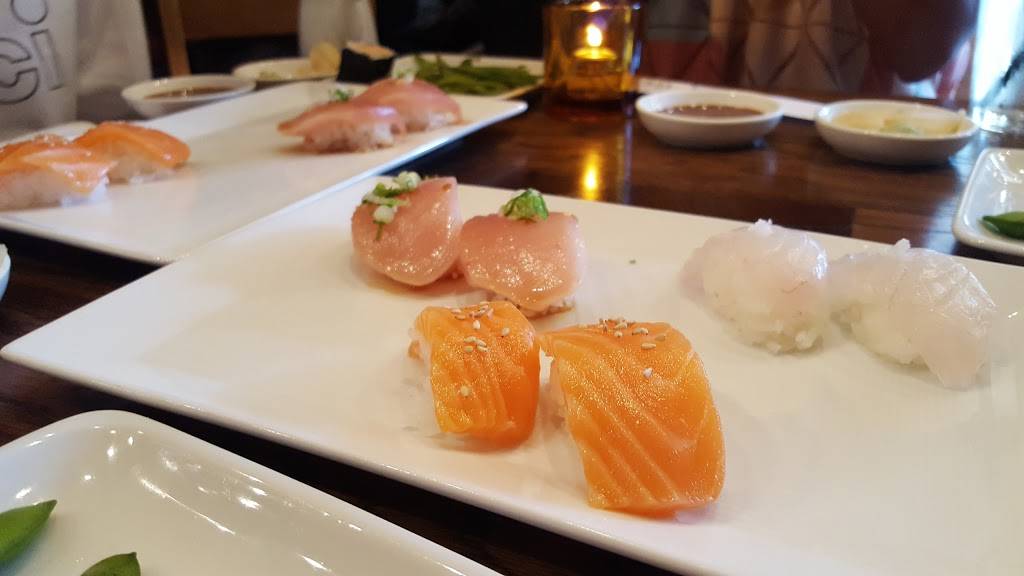 SUGARFISH | restaurant | 1345 2nd St, Santa Monica, CA 90401, USA | 3103933338 OR +1 310-393-3338