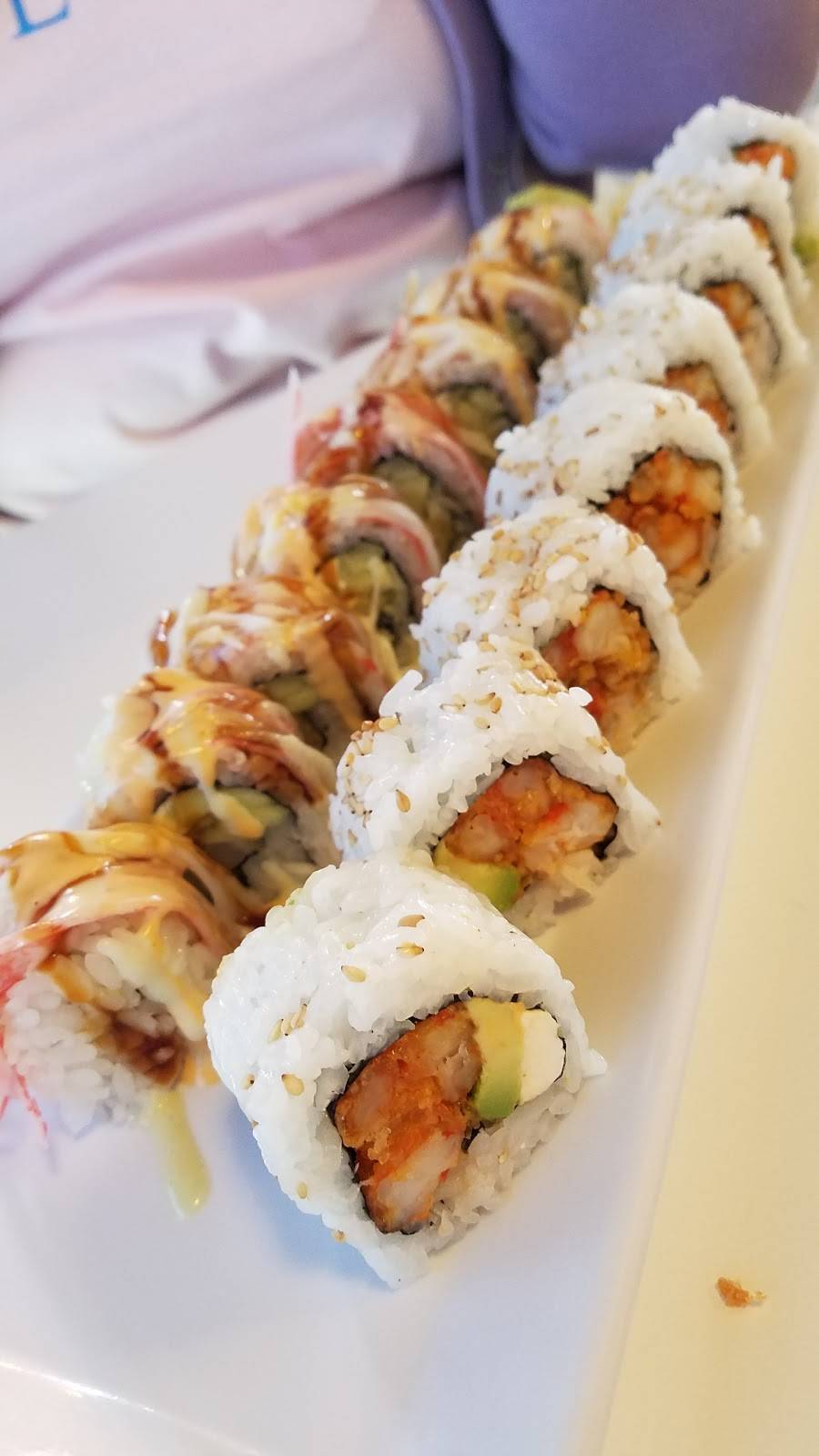 yellowfish sushi | restaurant | 17711 I-10 suite 104, San Antonio, TX 78257, USA | 2104765186 OR +1 210-476-5186