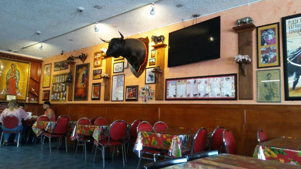 Rincon Taurino Restaurant | restaurant | 4552 Riverside Dr, Chino, CA 91710, USA | 9095905815 OR +1 909-590-5815