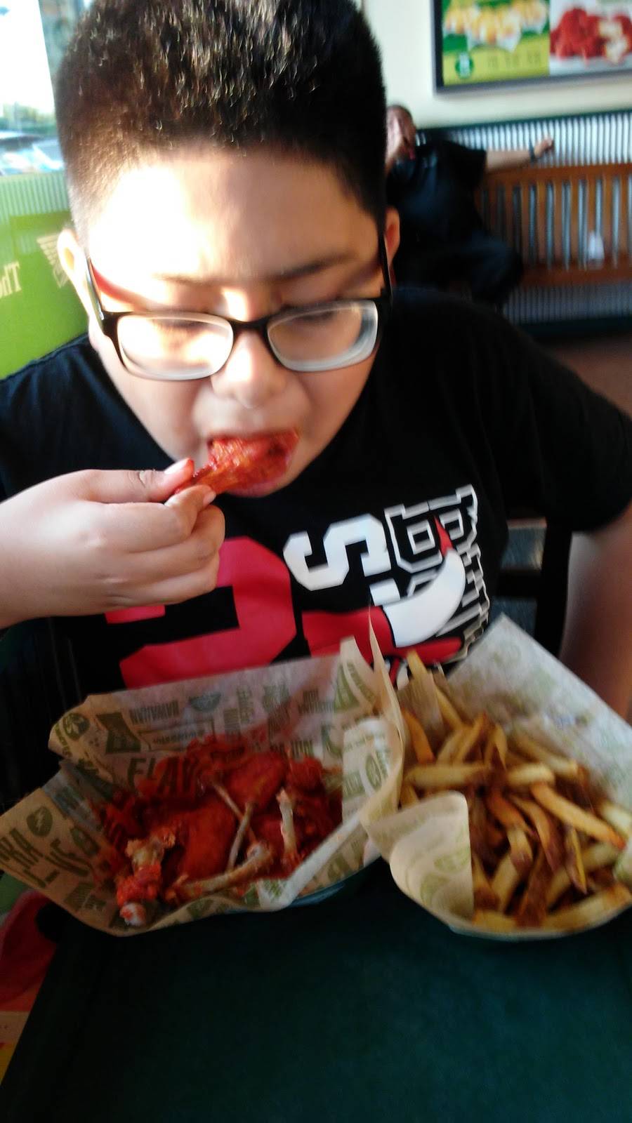 Wingstop | restaurant | 5859 S Kedzie Ave, Chicago, IL 60629, USA | 7734989140 OR +1 773-498-9140