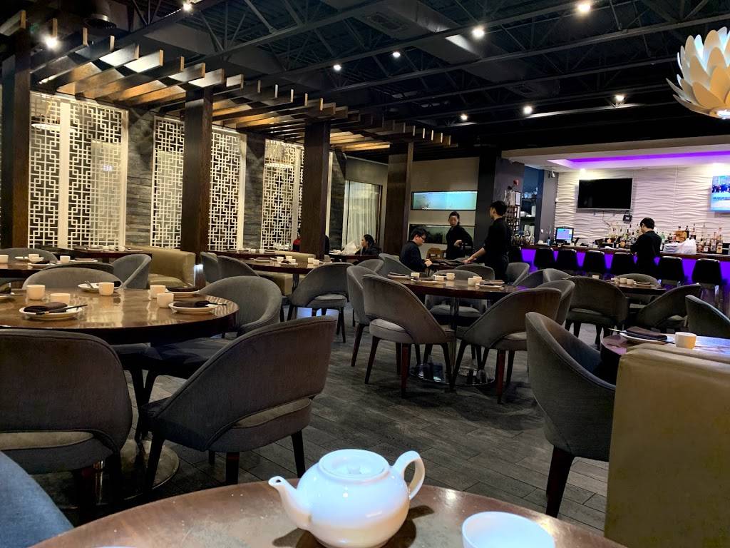 Dolo Restaurant and Bar | night club | 2222 S Archer Ave, Chicago, IL 60616, USA | 3128775117 OR +1 312-877-5117