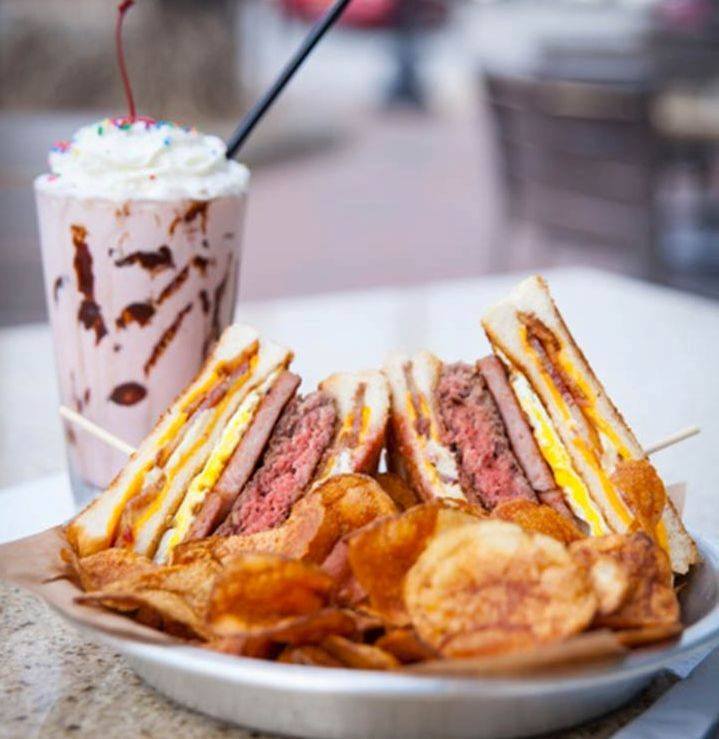 The Tin Cow | restaurant | 102 S Palafox St, Pensacola, FL 32502, USA | 8504662103 OR +1 850-466-2103