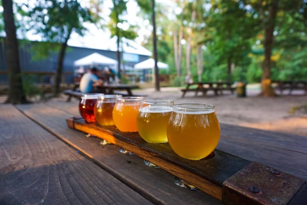 B-52 Brewing Co. | restaurant | 12470 Milroy Ln, Conroe, TX 77304, USA | 9364474677 OR +1 936-447-4677