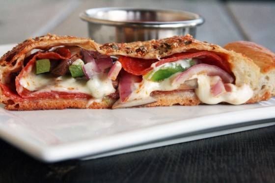 Fortunato Brothers Pizza | restaurant | 6374 York Rd, Baltimore, MD 21212, USA | 4103777300 OR +1 410-377-7300